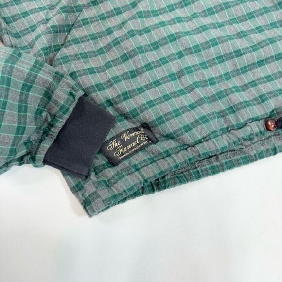 The Vermont Flannel Co Shirt Mens Small Green Plaid USA Pullover Quarter Button - Picture 4 of 9